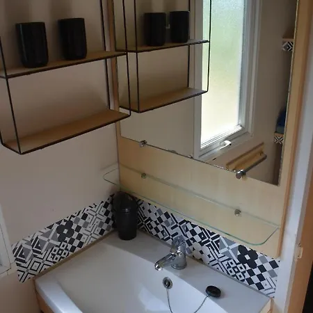 Glamping Mobil-home Sur Terrain Bucolique *