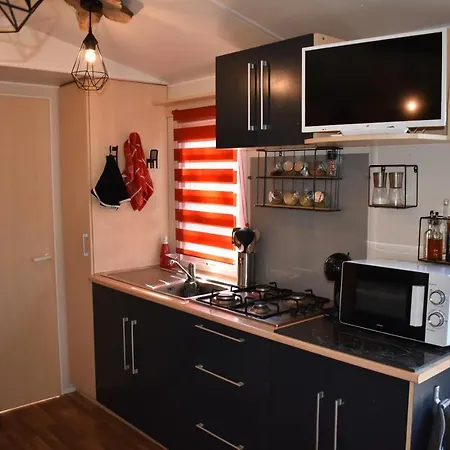 Tente de luxe Mobil-home Sur Terrain Bucolique